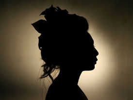 A dona de rádio e do posto de gasolina e os contratos com a prefeitura...