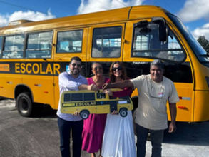 Itabela recebe novo ônibus escolar com investimento de aproximadamente R$ 500 mil