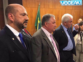 Queda de braço entre grandalhões da política regional vai definir patrimônio político na Costa do Descobrimento