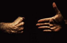 O secretário que disse: "...vejo a turma da oposição como inimigos!"