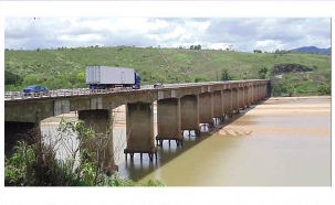 Itapebi| Ponte no Rio Jequitinhonha terá restrição de tráfego para veículos de carga à partir deste domingo (19)