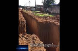 Itabela - Prefeitura investe mais de 1 milhão de reais para drenar água das chuvas nos bairros