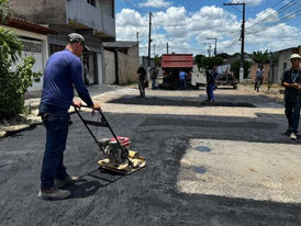 Prefeitura de Eunápolis intensifica Operação Tapa-Buracos e acelera recuperação das vias após período de chuvas