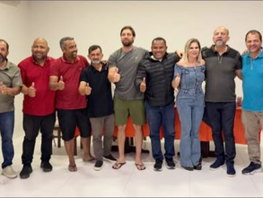 Dez vereadores de Eunápolis se articulam pela reeleição de Valdiran Marques na presidência da Câmara