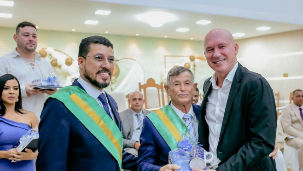 Ricardo Flauzino e Zé Sossai são empossados prefeito e vice-prefeito de Itabela