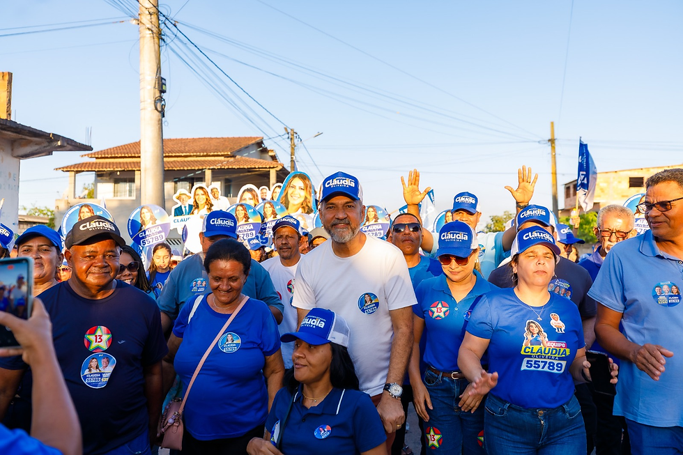 Maior liderança da política eunapolitana, Robério foi às ruas em apoio a Cláudia Oliveira