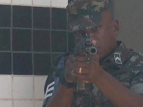 Cabo do Exército é investigado por suspeita de vender armas e munições a facções em Salvador