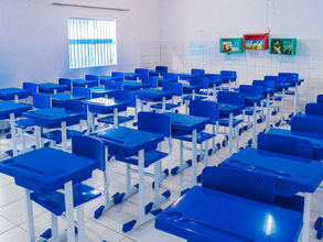 Eunápolis avança na reforma das escolas, entrega novo mobiliário e garante piso anti-impacto nas quadras esportivas