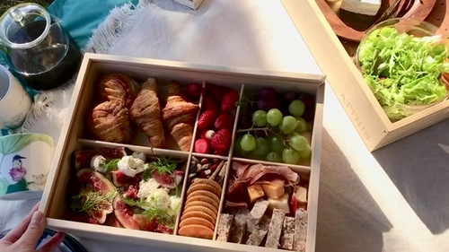 檜のお重箱 二段 | ATTHIS PICNIC | お重箱 | ひのき | 天然 | ナチュラル