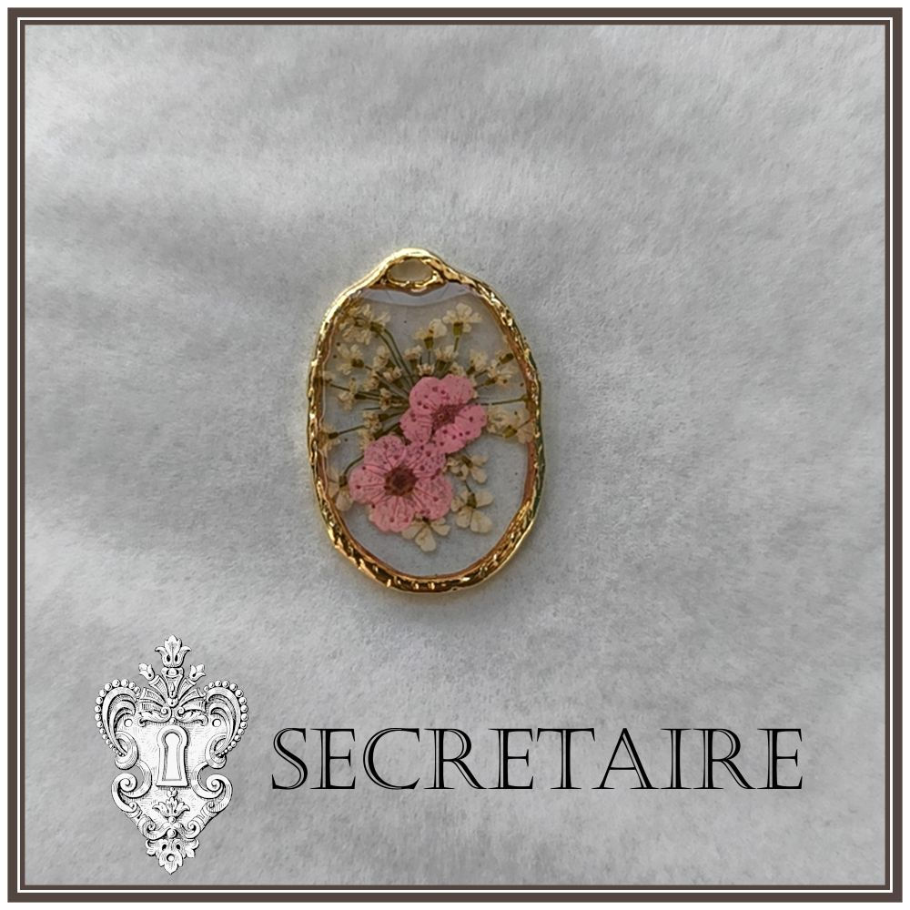 Pressed flower charm - pink [C11A]