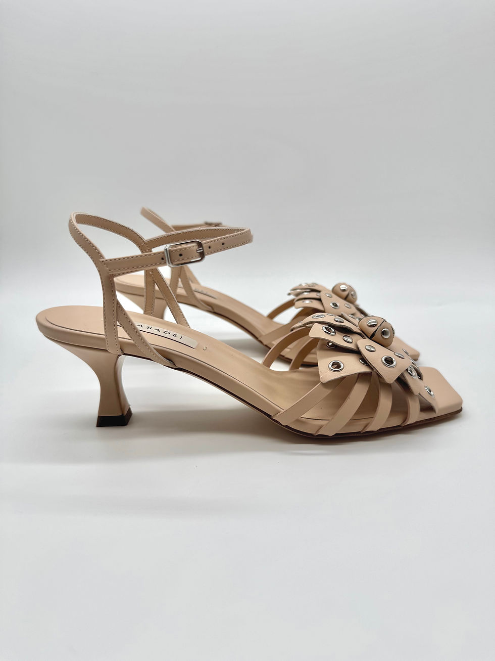 Thumbnail: Casadei ROSA nude sandaal