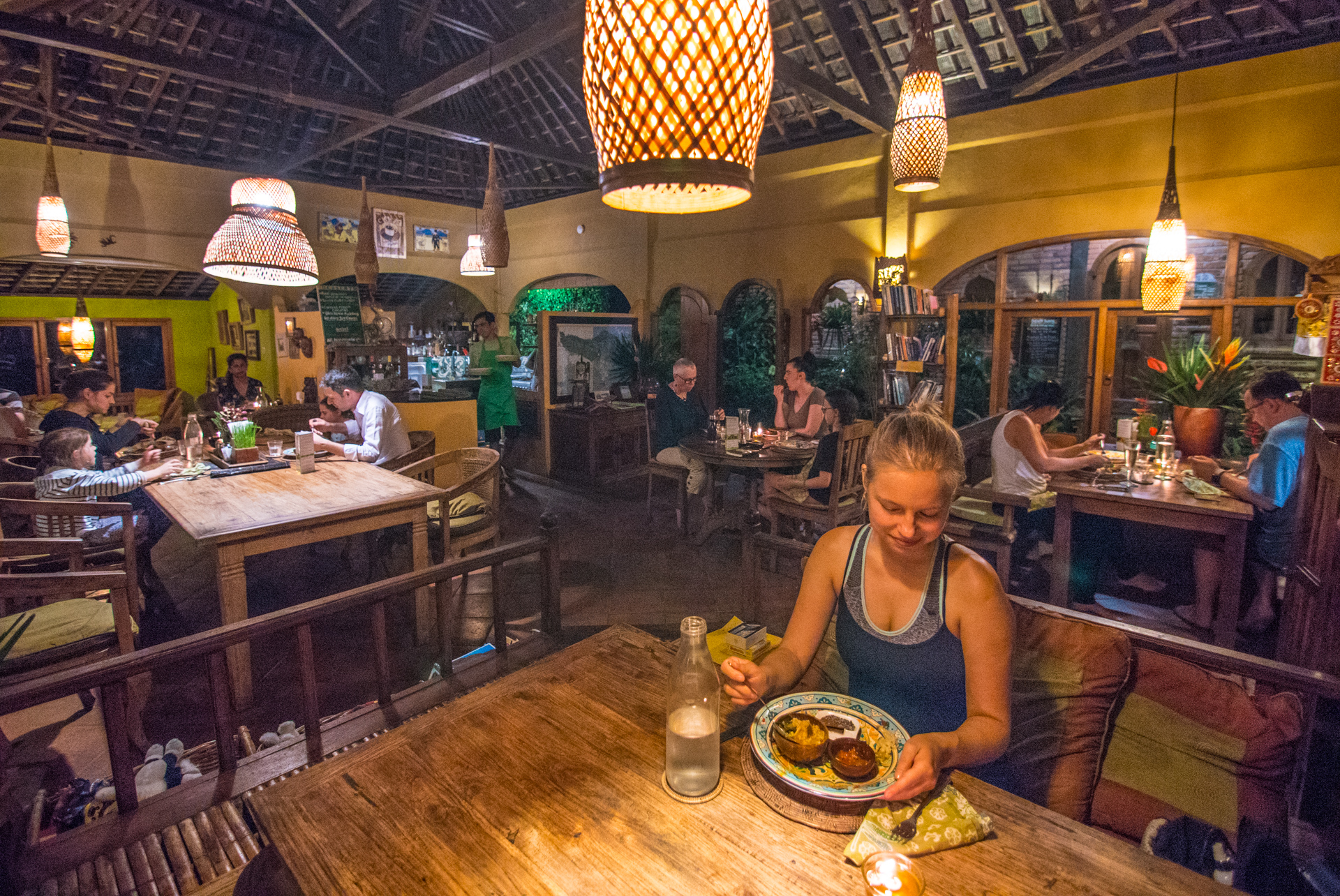 Our Cosy Open-Kitchen Dining Room