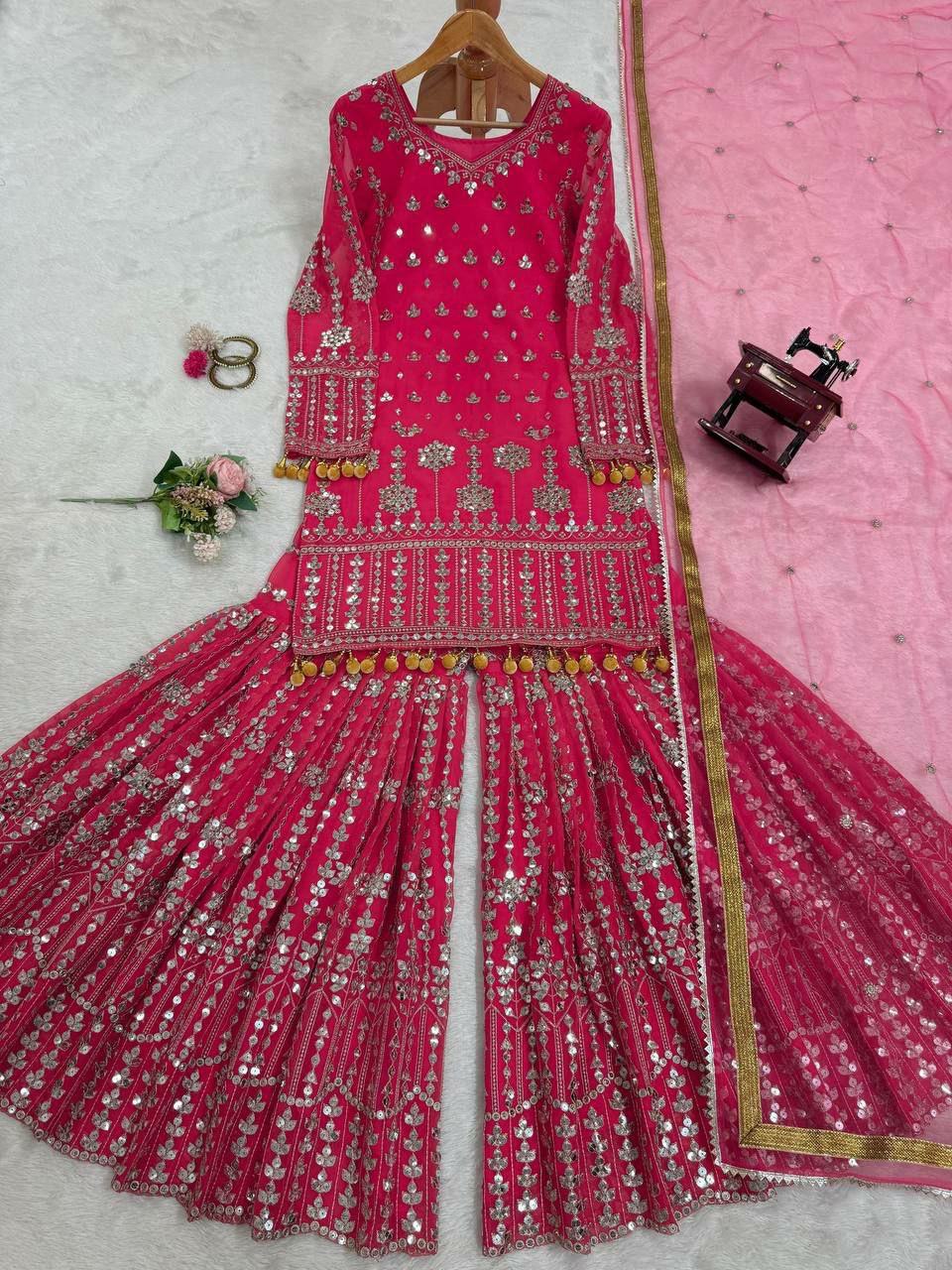 Thumbnail: Partywear ghrara