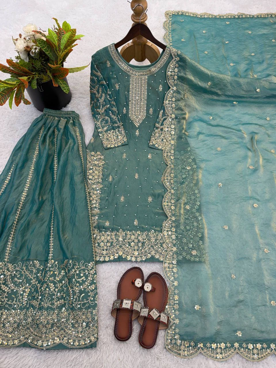 Miniatura: Partywear sharara suits in multiple colours 