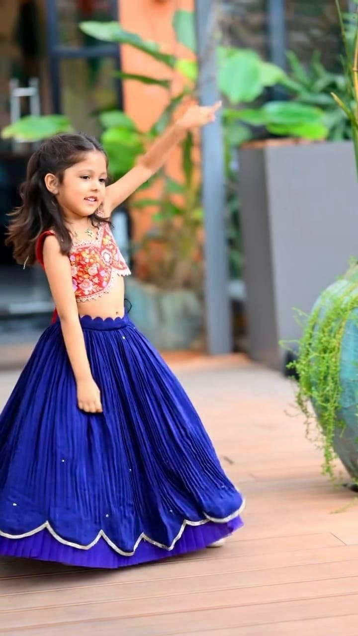 Miniature : Kids Partywear Lehenga 