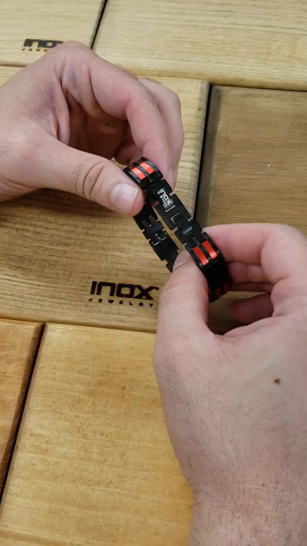 Thumbnail: Samas Link Bracelet