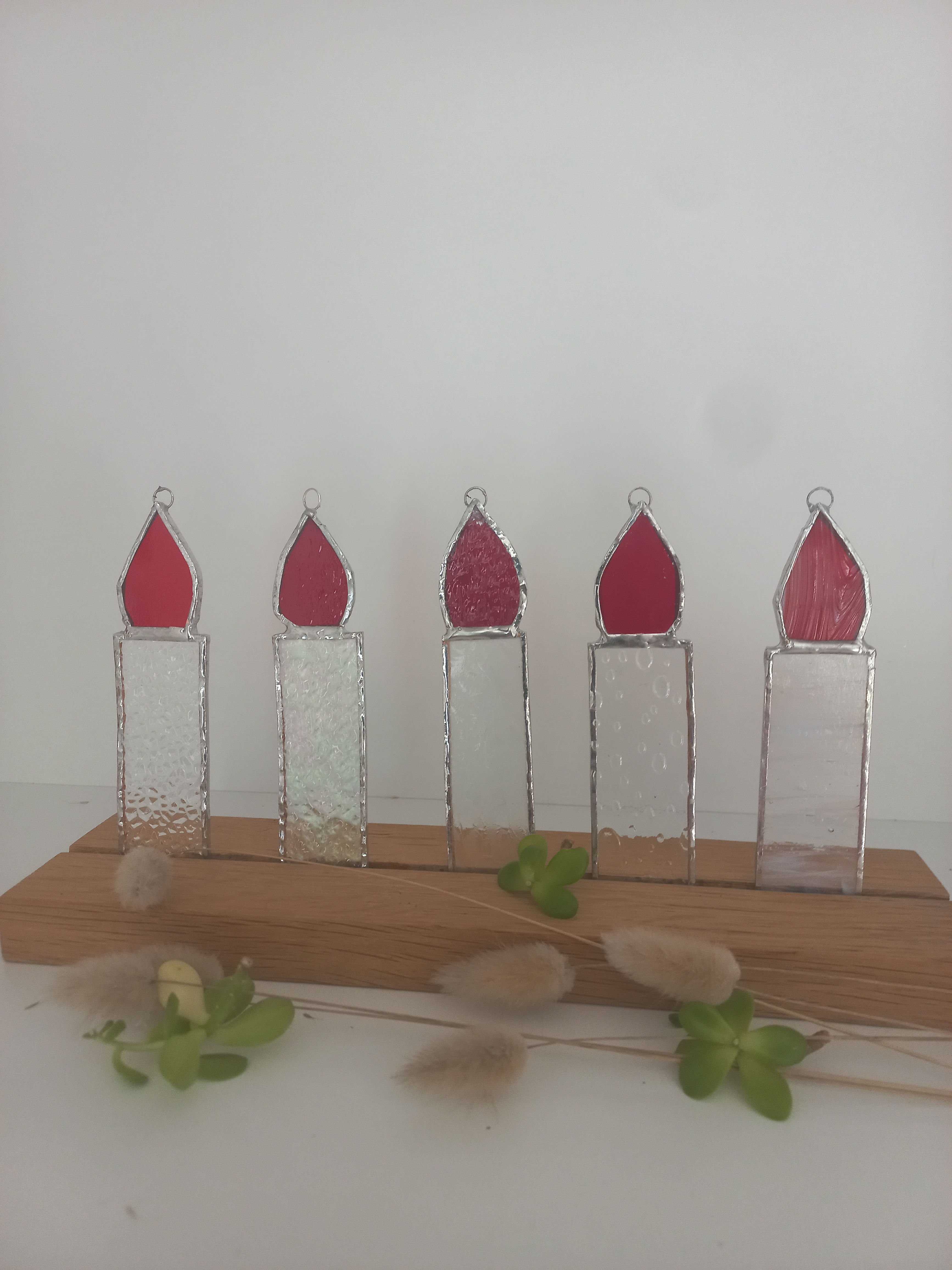 BOUGIES EN VERRE TIFFANY TRANSPARENTES ET ROUGES