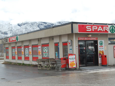 Ja-Go - butikken på Finneid