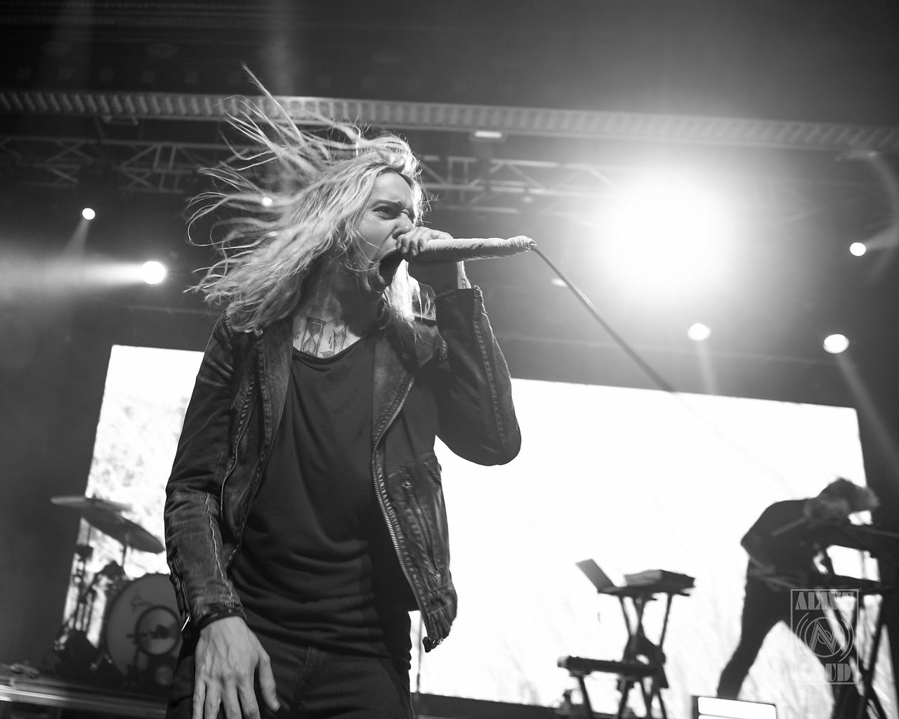 Underoath-27