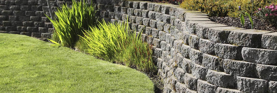 RETAINING WALL 2.jpg