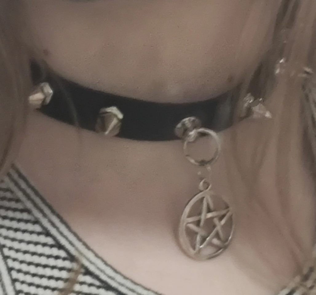 Pentagram Choker Necklace