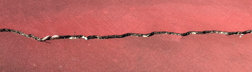 Cracks in Tennis Court Surface