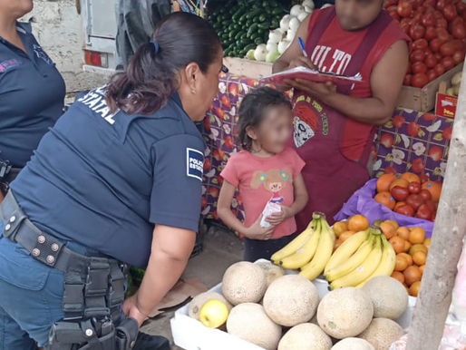 Policía Violeta brinda ayuda a menores extraviados en Pachuca y Huejutla