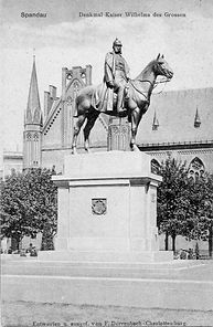 Kaiser Wilhelm Denkmal HK 2066.jpg