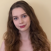 Headshot 2024.png