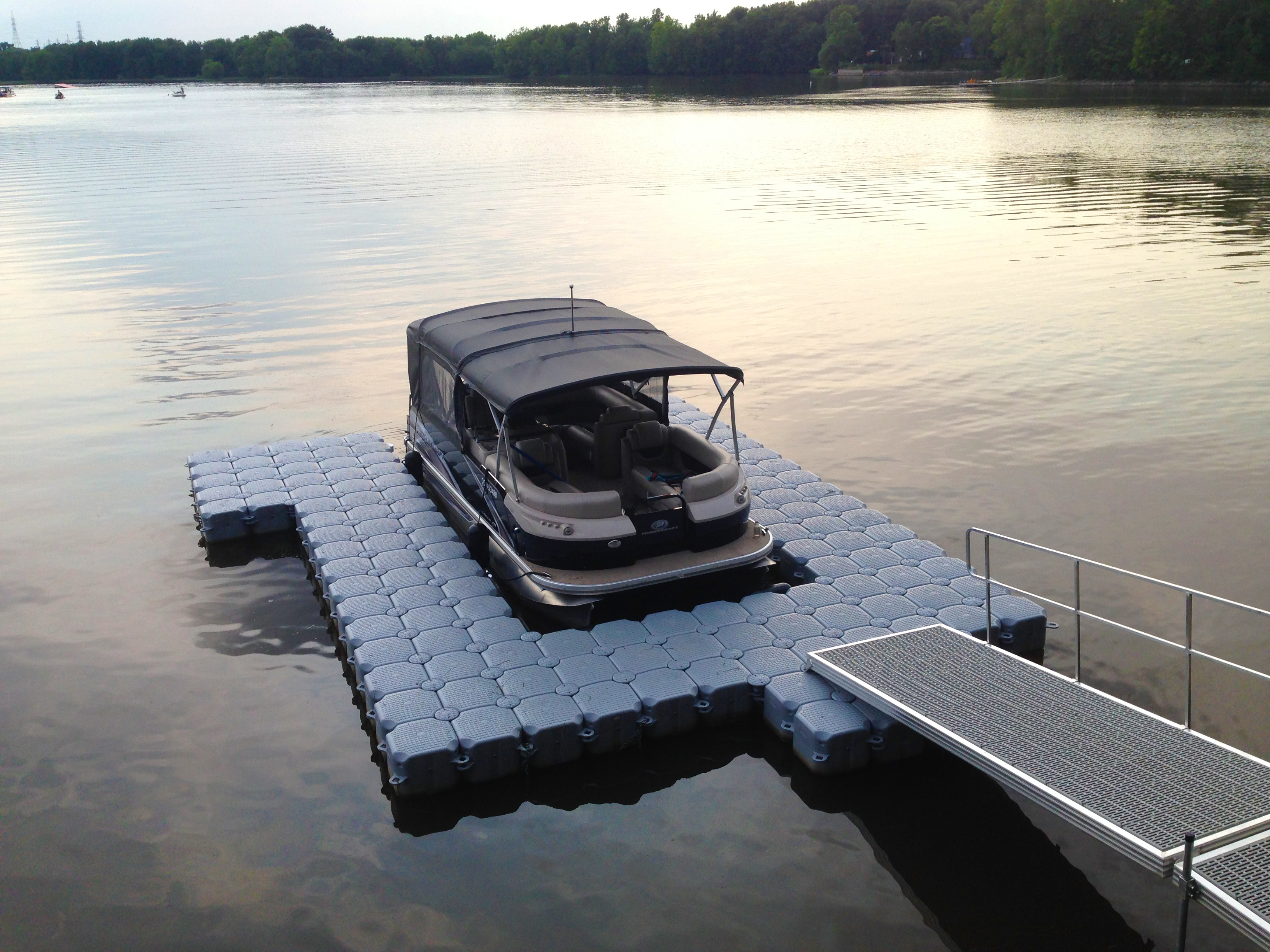 JETFLOAT DOCKS IndyCo Marine
