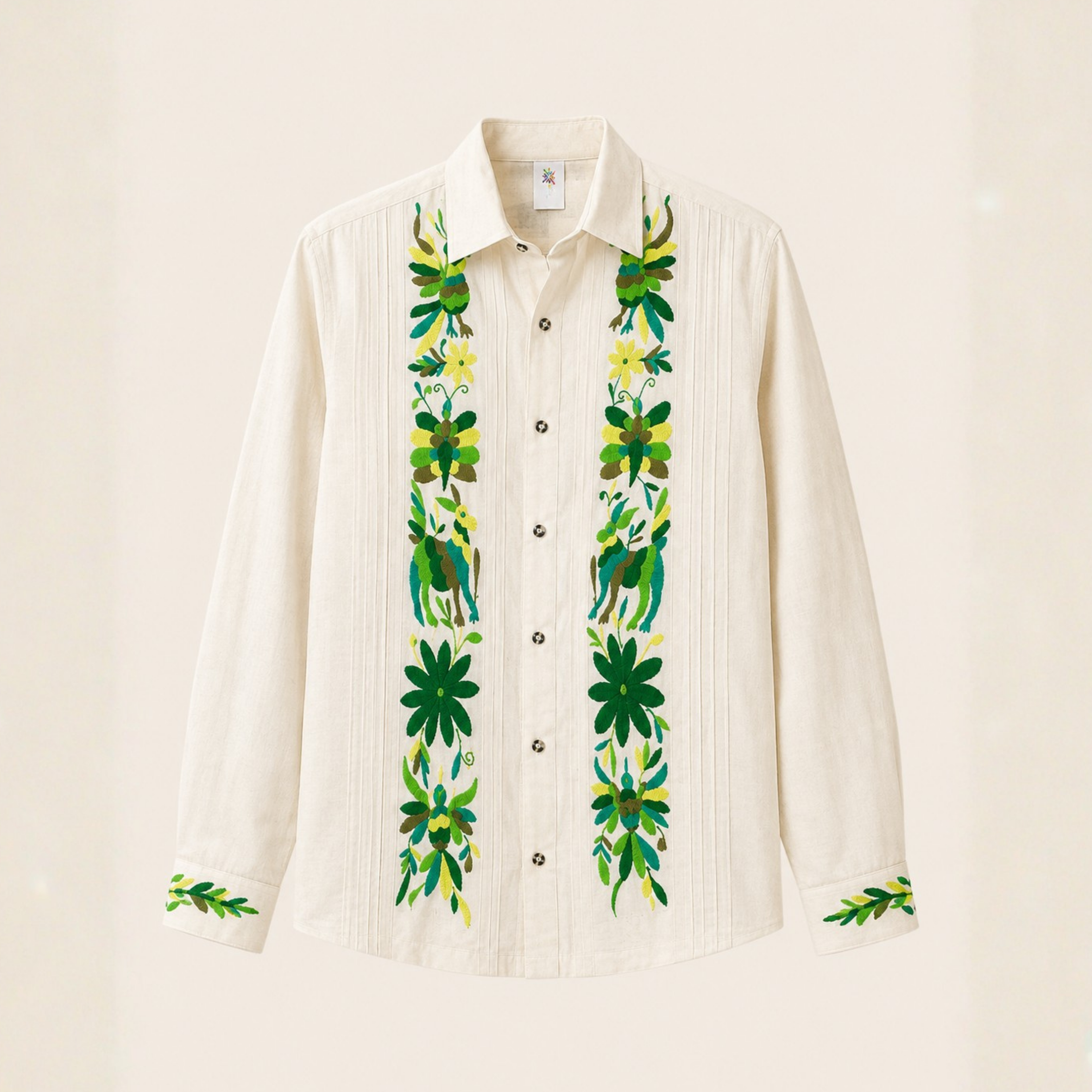 Guayabera de lino con bordado verde