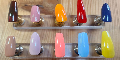 ongles semi permanent couleurs_edited.jp