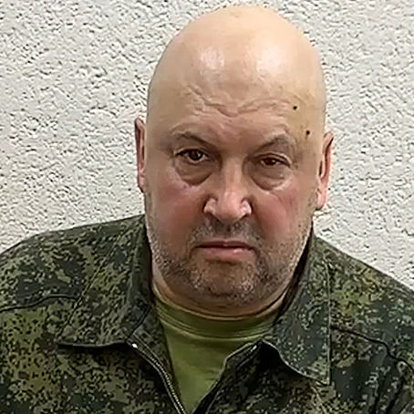 Sources in the Russian Ministry of Defense report the arrest of General Surovikin