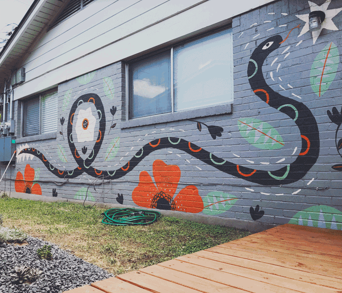snake_mural.gif