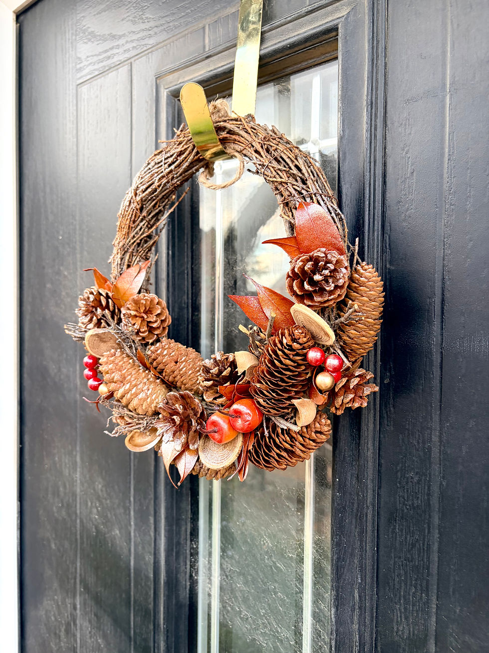 Thumbnail: Apple and Pinecone Autumn Wreath