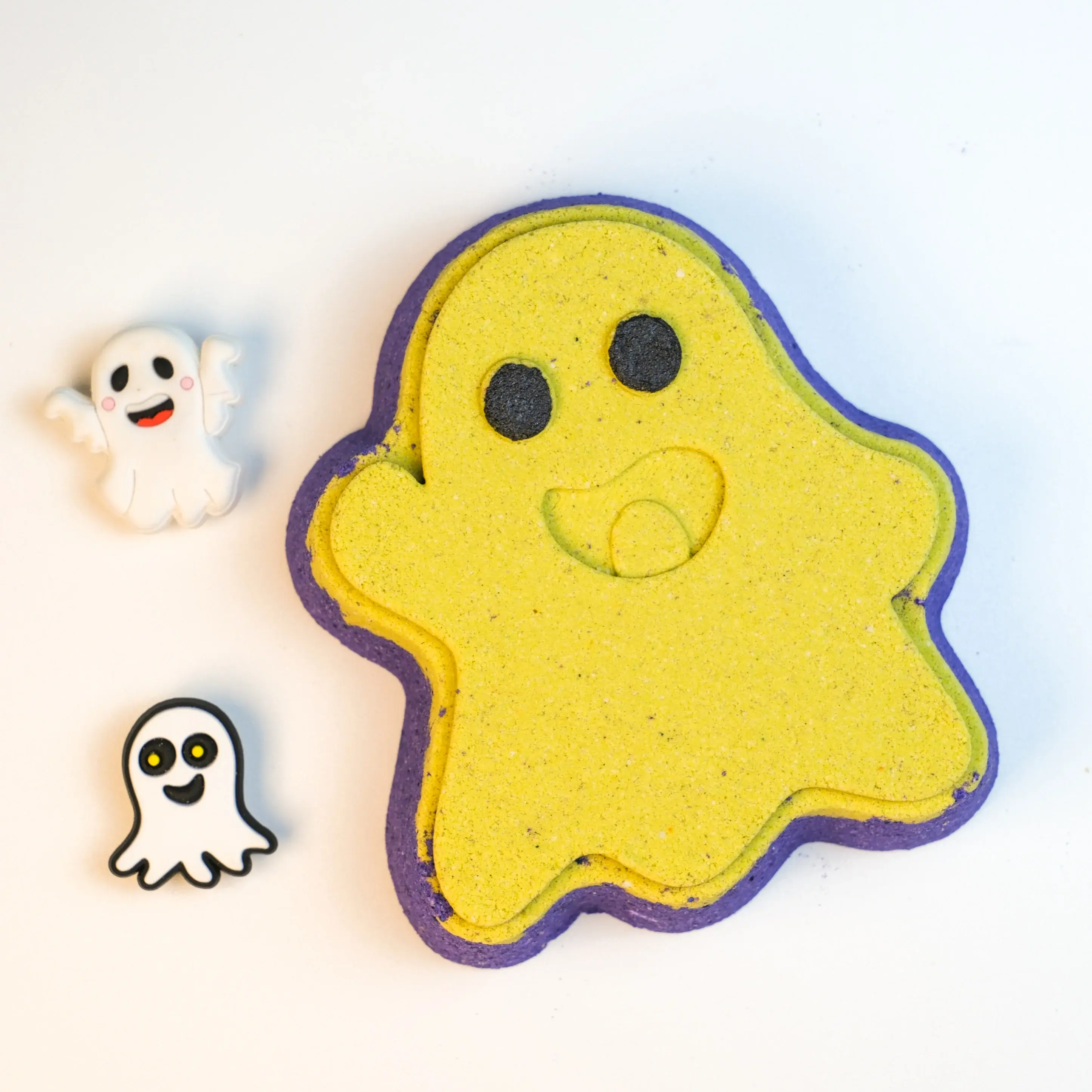 Happy Hippo The Ghost - Bath Bomb with shoe charm