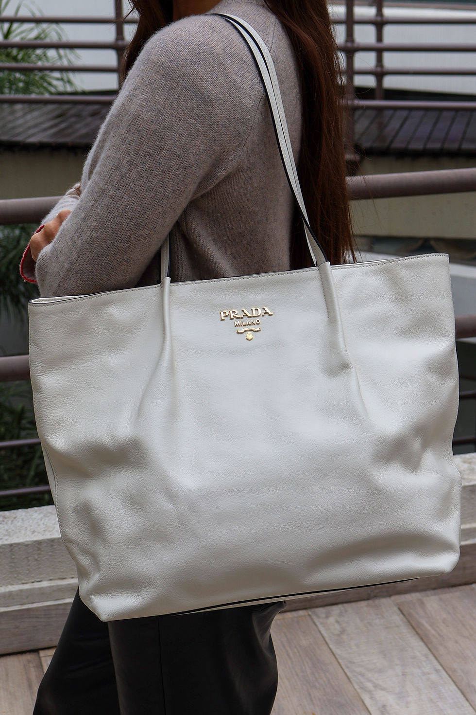 Miniatura: Prada Phenix Tote