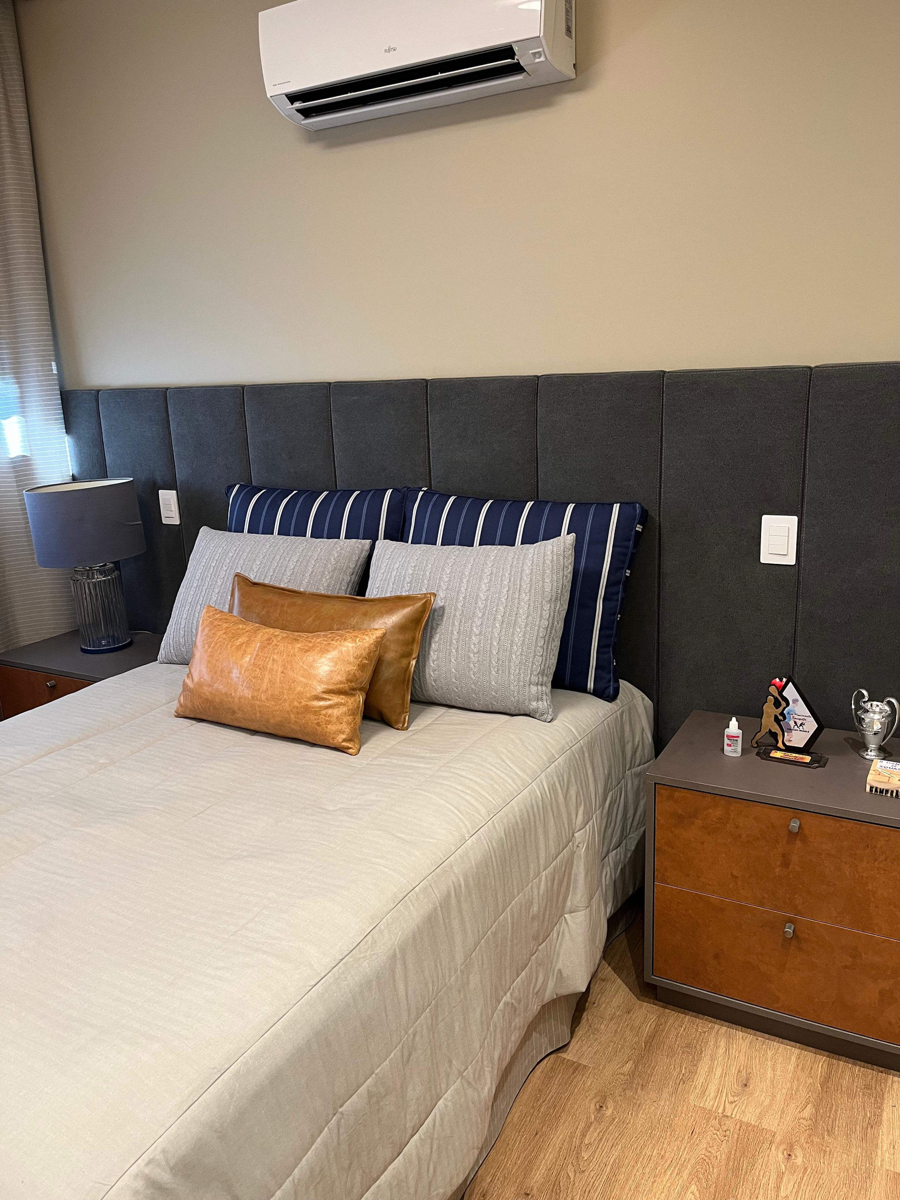 Almofada decorativa em couro 0,40x0,40cm