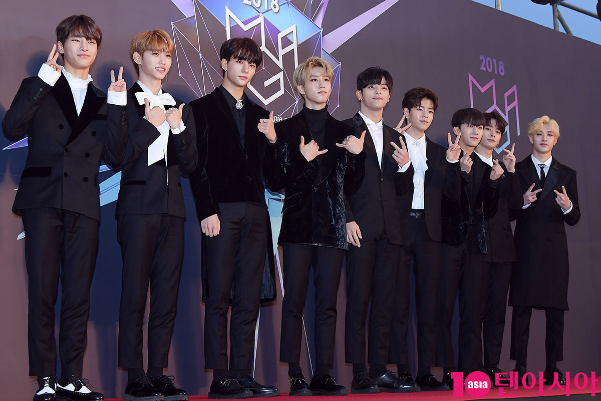 рост stray kids 2022. какой рост у стрей кидс 2023. группа stray kids. рост мемберов stray kids. Stray kids участники.