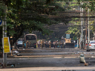 Жестокие репрессии провоцируют исход южнокорейцев из Мьянмы