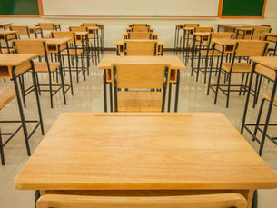 В Южной Корее оштрафовали мужчину за незаконное ведение американской учебной программы