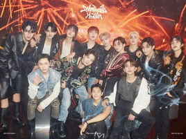 Группа SEVENTEEN представила последнее фото к новому миниальбому