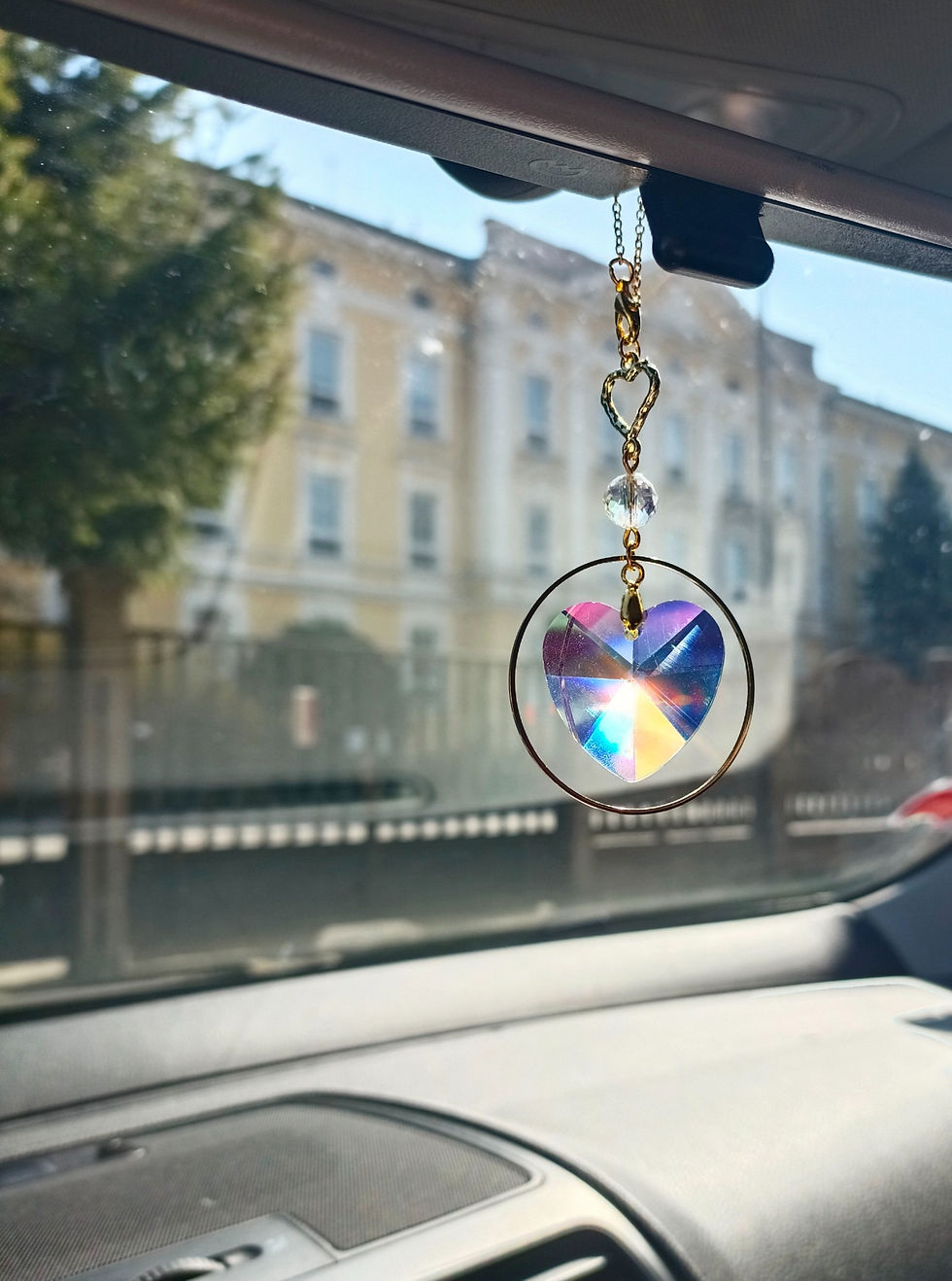 Miniaturbild: Talisman pro štěstí s Feng Shui srdíčkem do auta