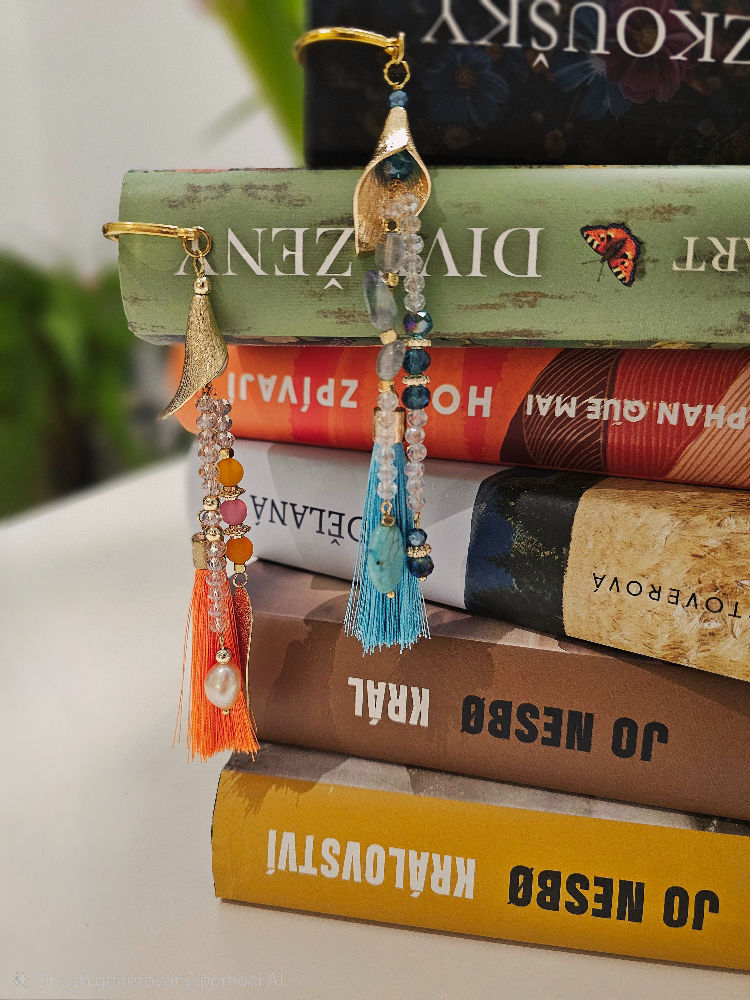 Miniaturbild: ručně vyráběná záložka do knížky v knize