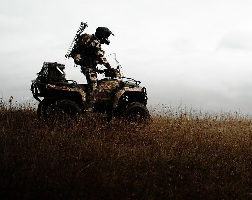 sportsman-hunt-edition-my24-b6c9-pillar-01-section-03-lg.jpg