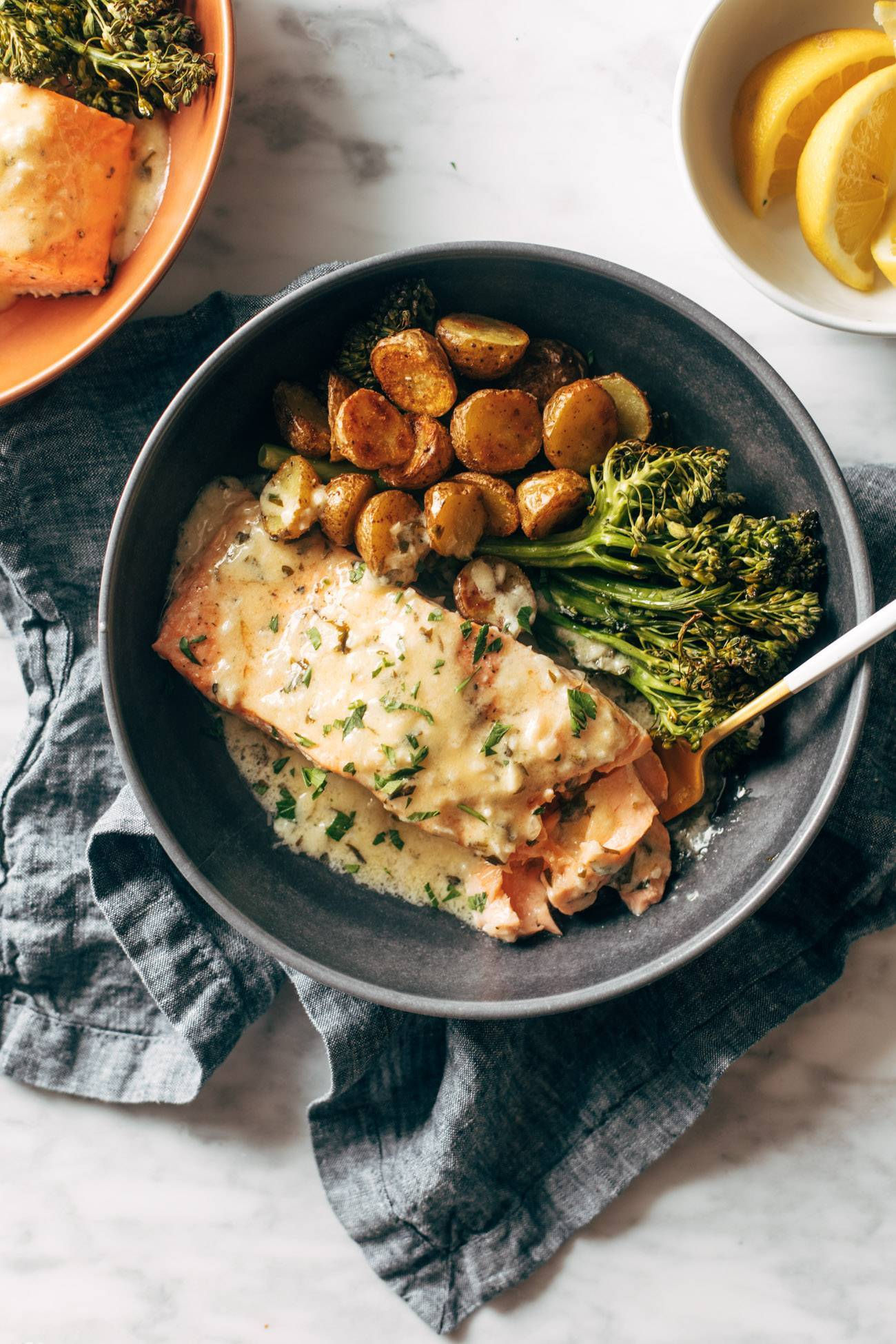 Baked Salmon with Lemon Sauce