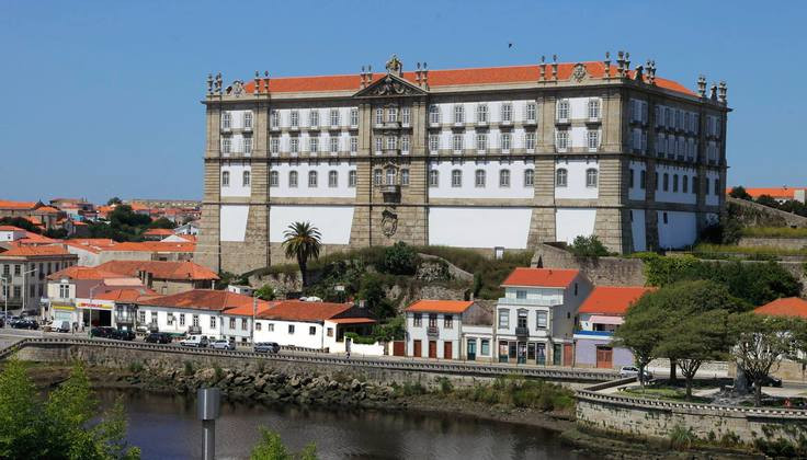 Miniatura: Navegar a pé