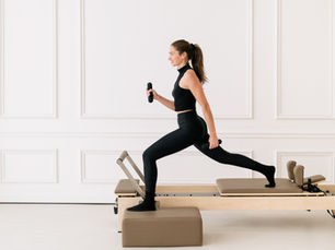 Reformer Pilates Übungen