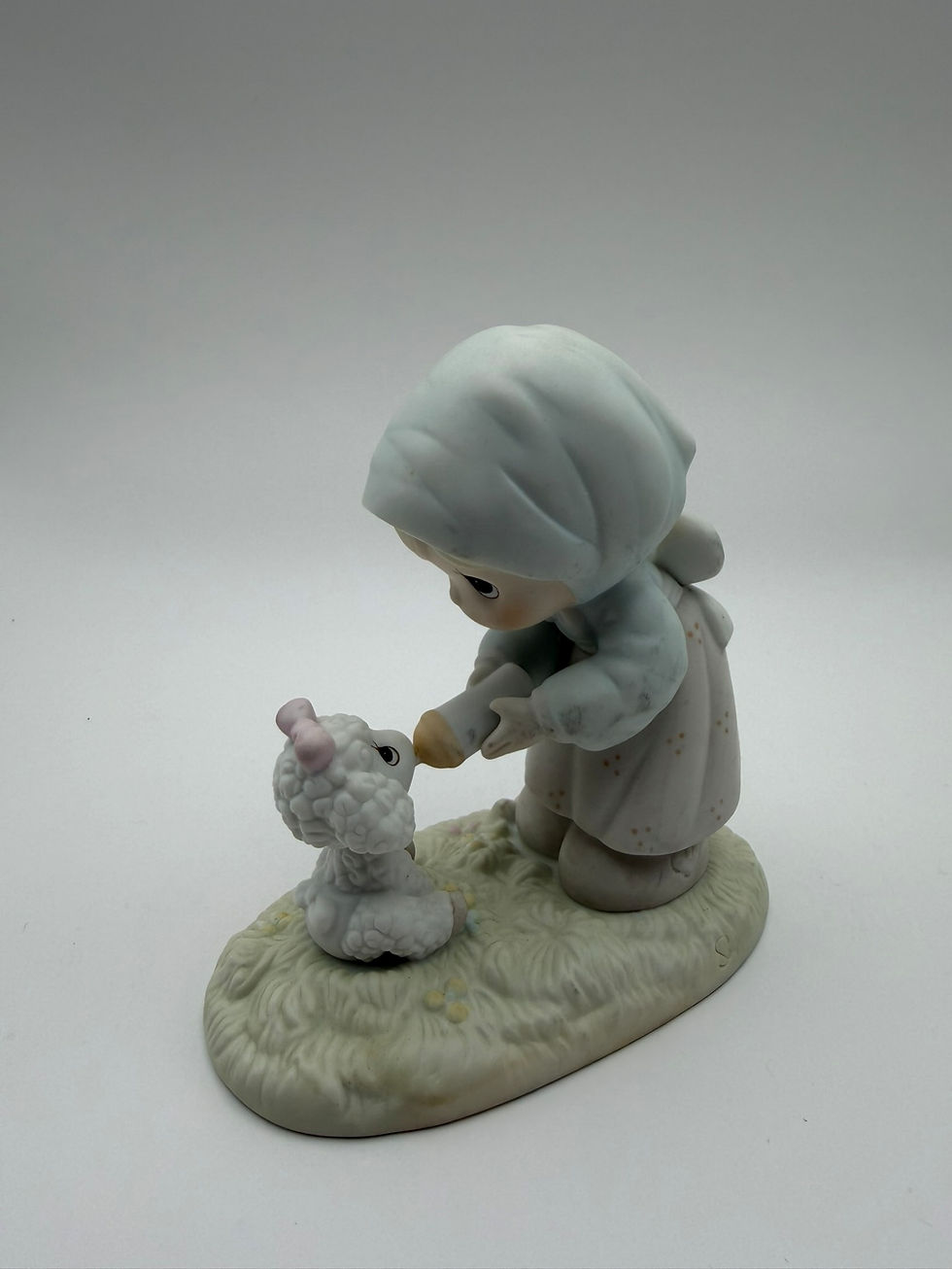 Precious Moments Special Wishes Figurine - MM-FIG-0004