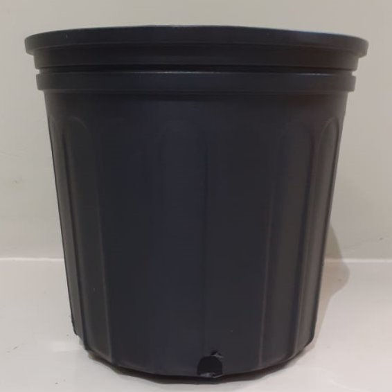 14" Nursery Pots